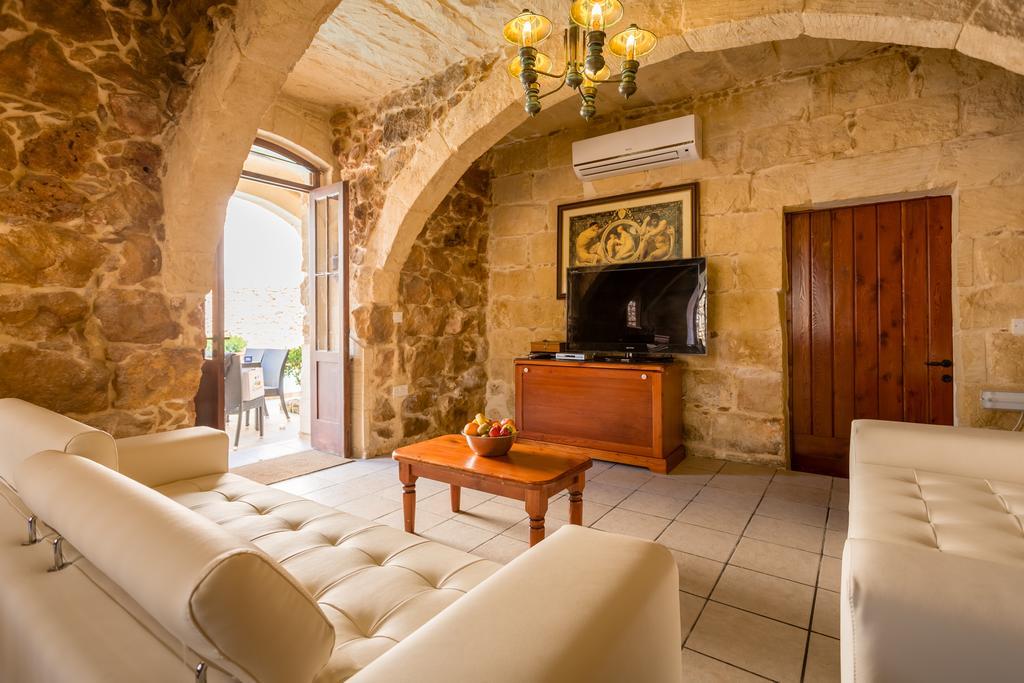 Ta'Filomena Villa Xagħra Buitenkant foto